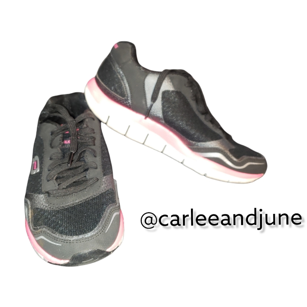 SKETCHERS LIV FITNESS WALKER BLACK & PINK SIZE 6.5